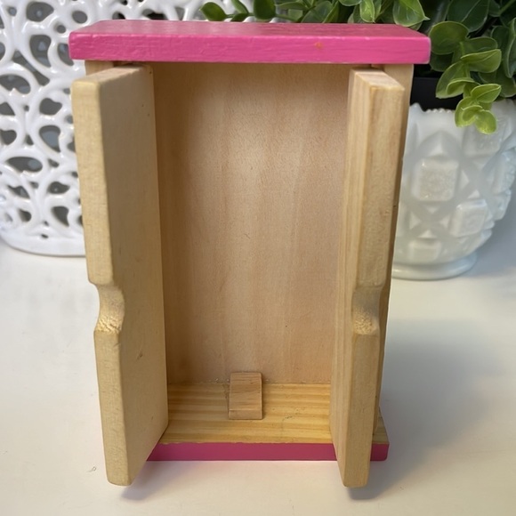 Doll House Wooden Wardrobe with Pink Accents 1:12 Scale - Picture 2 of 9